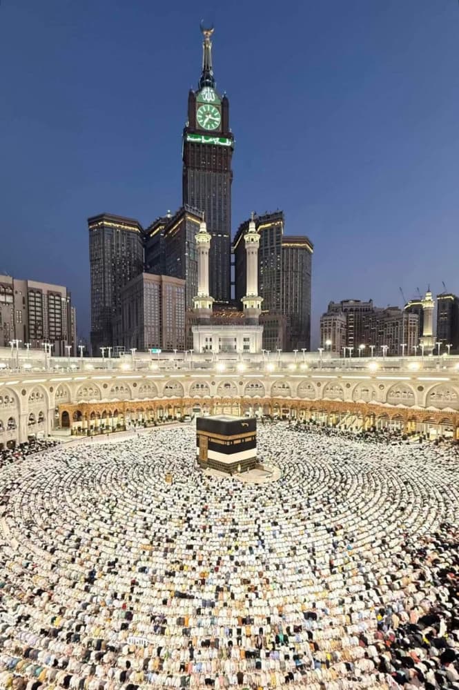 CIP Umrah Package for 07 Night